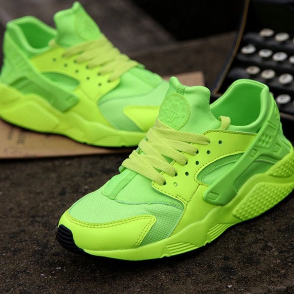 Nike Shoes - Huaraches